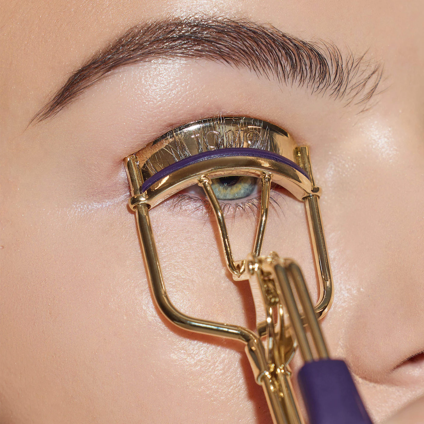 tarte picture perfect™ lash curler & mini mascara duo - Image 4