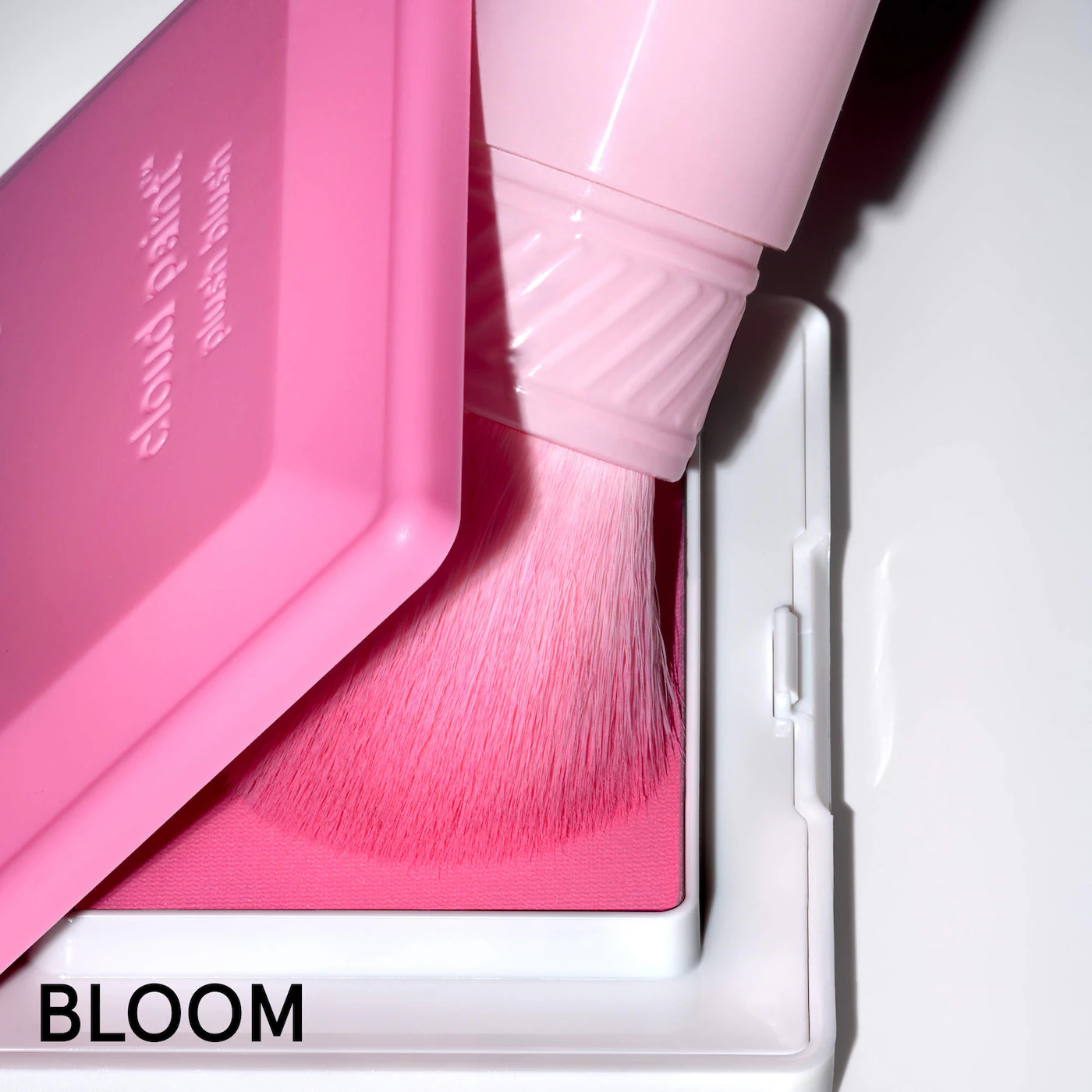 Glossier Cloud Paint Dual-Ended Cheek Blush Brush - Image 7