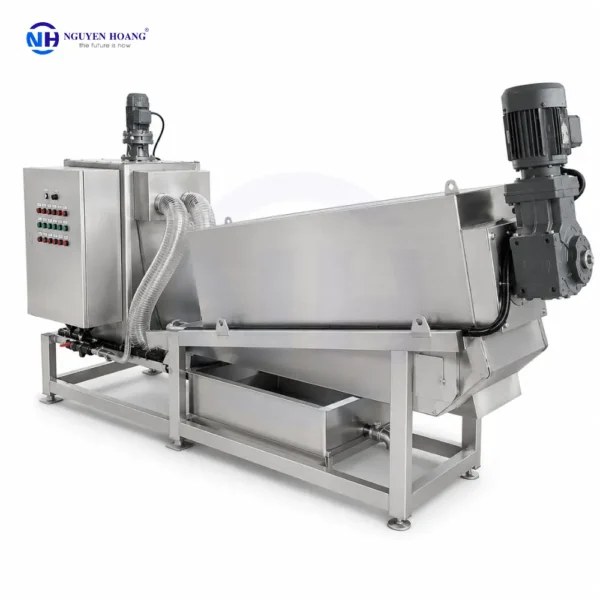 Máy ép bùn trục vít Long Dai EX-401 công suất 60–100 kgDS/h, thân ép Ø400 mm bằng thép không gỉ SUS304, dùng để tách nước và giảm thể tích bùn.